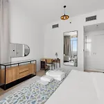 Unique 1 Bhk Near To Metro